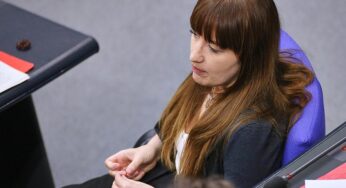 PKGr: SPD und Union uneins über Wählbarkeit von Reichinnek