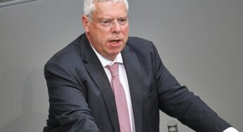 Deutsche Außenpolitiker blicken verhalten optimistisch nach Nahost