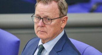 Ramelow: “Nationale Symbole werden jeden Tag mit Füßen getreten”