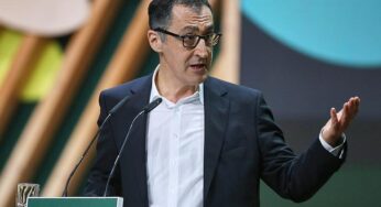 Özdemir wirbt für Dialog mit Autobranche