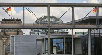 Vertrauen in den Staat sinkt weiter