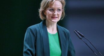 Brantner sieht US-Sicherheitsstrategie als “Kampfansage an Merz”