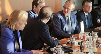 Bundesregierung mit “Herbst der Reformen” zufrieden