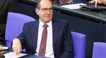 Dobrindt will nach Berliner Anschlag mehr Überwachungsbefugnisse