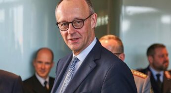 Bundesregierung hält Merz-Besuch von Fußball-WM in den USA offen