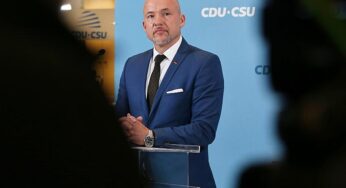 CSU-Landesgruppenchef unterstützt Merz bei Venezuela-Bewertung