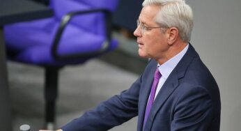 Röttgen fordert mehr Unterstützung für iranische Opposition